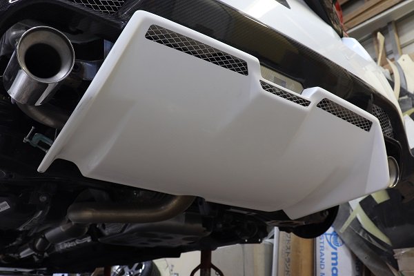 Garage Vary - Rear Center Diffuser (Frp) - Toyota - Yaris GR GXPA16 - 30-8009 - Rzcrew Garage