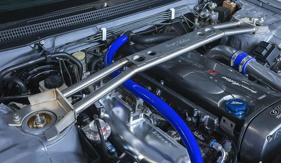 Garage Active - Front Titanium Tower Bar - Nissan Skyline GT-R BNR34 - GR-FTB-BNR33/34