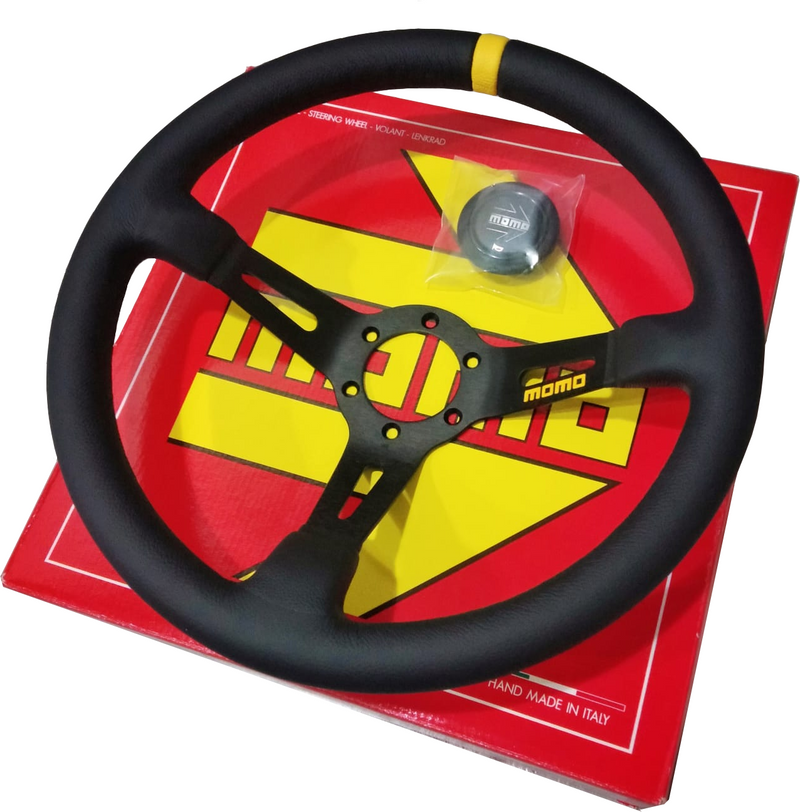 パーツ MOMO M-63 MOD.8 350mm Momo Mod. 08 Steering Wheel - 350mm Leather w/Yellow Center