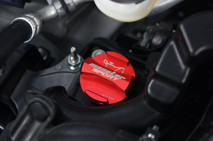 Monster Sport  - Racing
 oil filler cap [one-touch type - Red Alumite] - Suzuki R06A - 293130-9600M - 293130-9600M