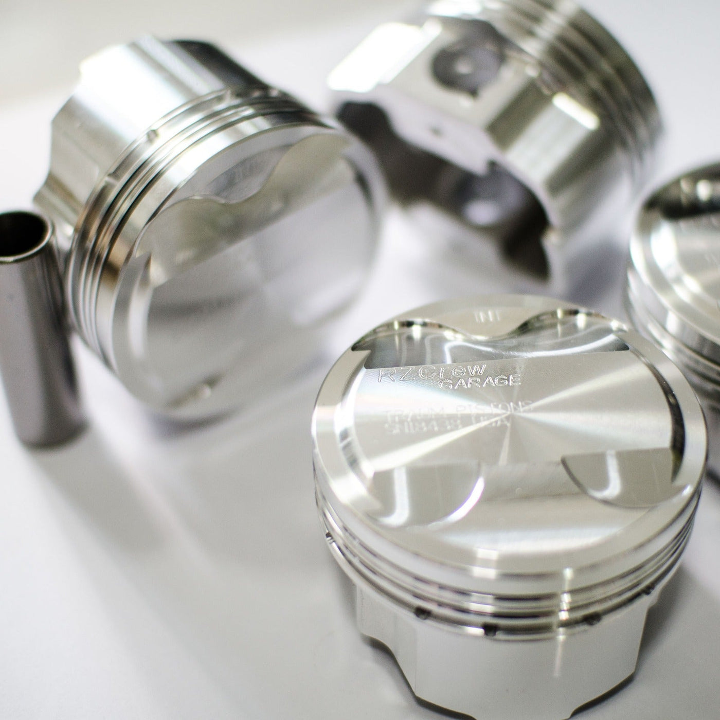 Rzcrew Racing - Forged Pistons 82.5mm - 8:5 to 15:0 Compression Ratio - Mitsubishi - 4G93 GDI
